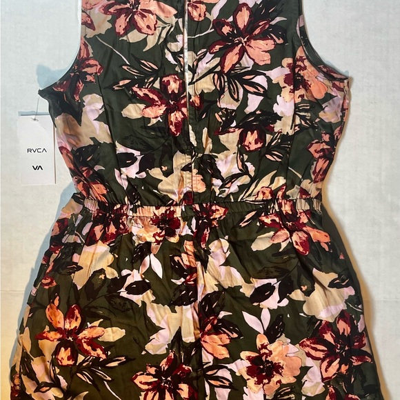 RVCA Floral print women’s Romper - Picture 3 of 3